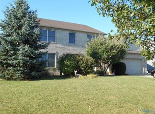 7900 Royal Hampton Ln, Waterville, OH 43566