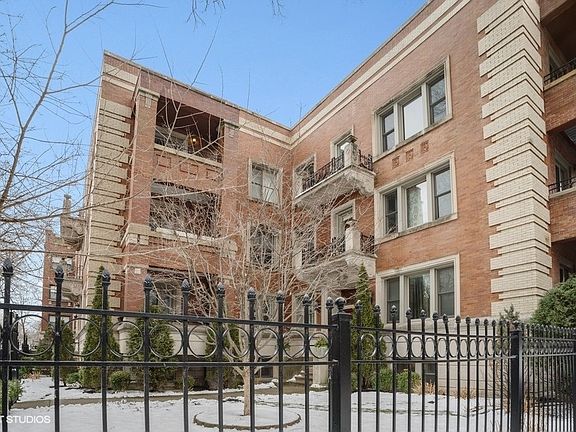 3rd image of 4719 S Greenwood Ave APT 3