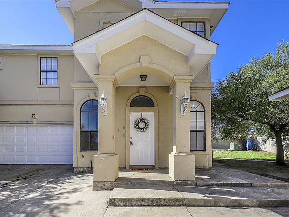 2nd image of 411 Shiloh Dr #13