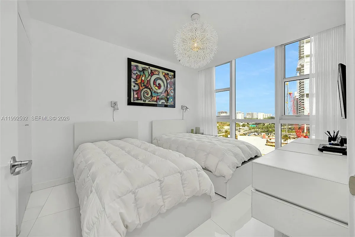 Photo 2 of 22 - 18201 Collins Ave #1002 - Sunny Isles Beach, FL Building Photo - 18201 Collins Ave #1002