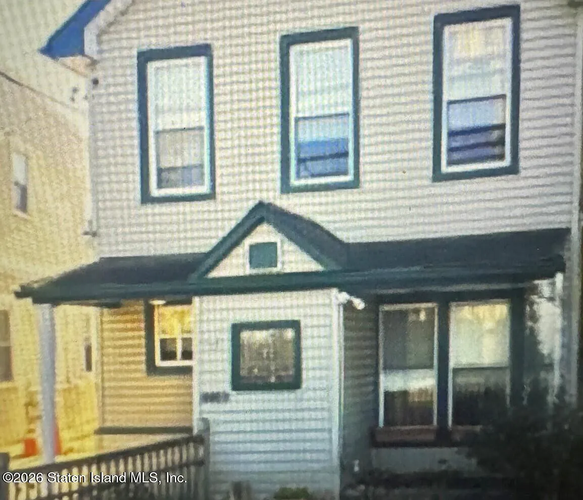 2 bed, 1.5 bath, 1080 sqft, $3,250 — Photo 1