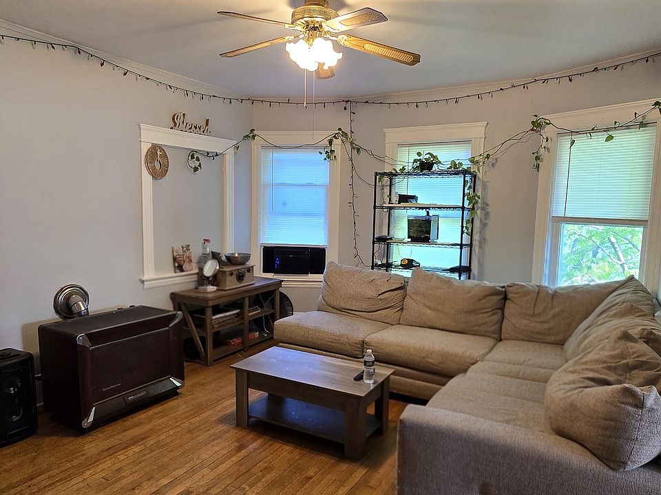 1st image of 14 Boardman St #3