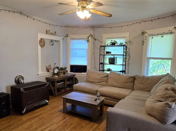 14 Boardman St #3, Worcester, MA 01606