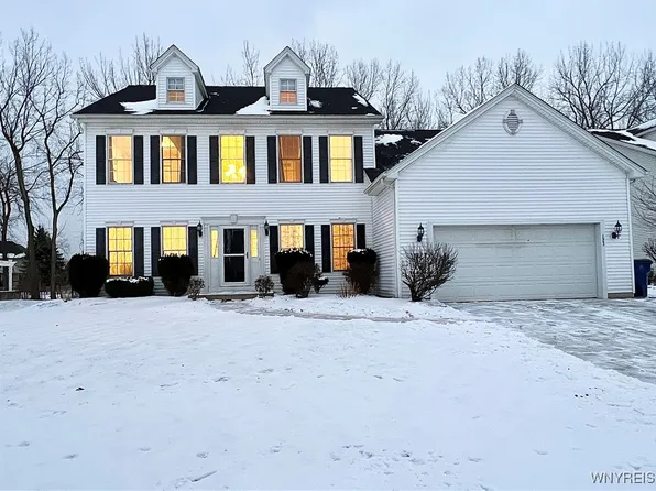 123 S Rockingham Way, Amherst, NY 14228