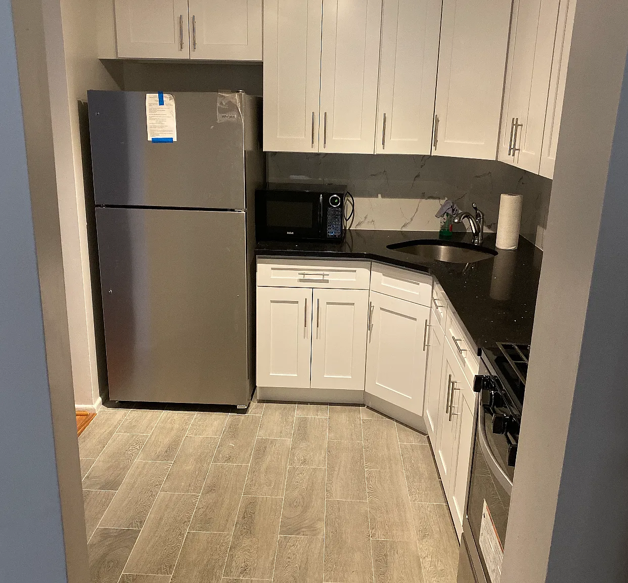 2 bed, 1100 sqft, $2,875 — Photo 3