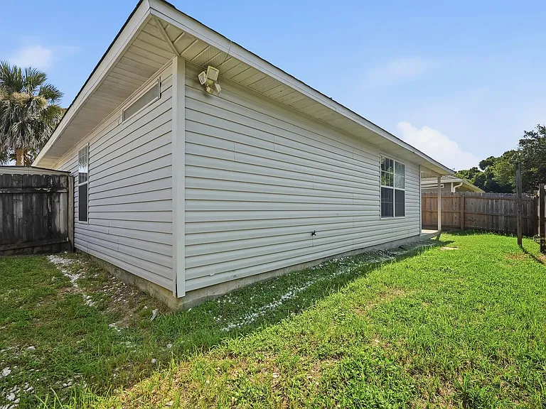 955 Pacific Silver Ct — Photo 33