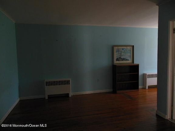 3rd image of 306 Richmond Ave
