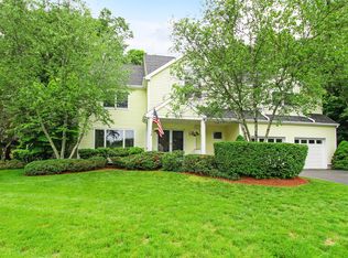 25 Ridge Rd, Cortlandt Manor, NY 10567