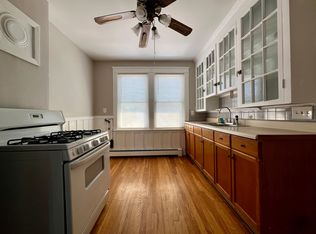 538 Daggett Ave #2R, Pawtucket, RI 02861