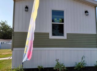 3869 Apple #337, Clarkston, MI 48348