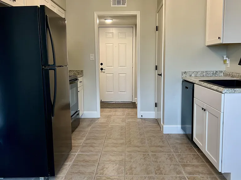 1815 E Lindsey St #1 — Photo 6