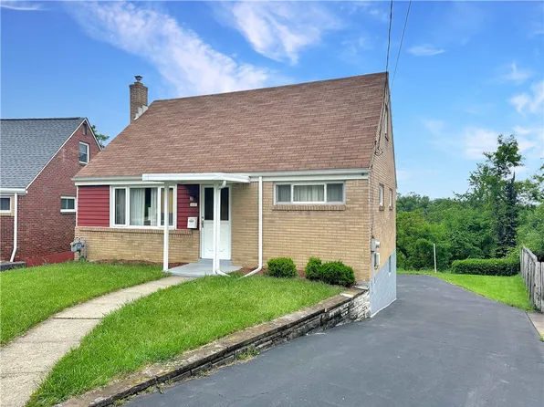 626 Hestor Dr, Pittsburgh, PA 15220