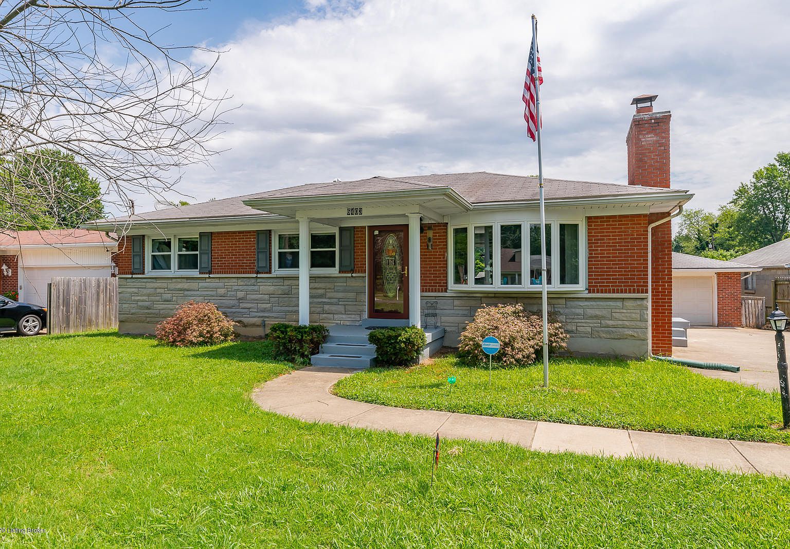 6403 Upper Hunters Trce, Louisville, KY 40216 Zillow