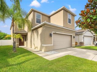 1964 Hawks View Dr, Ruskin, FL 33570