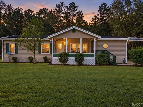 7899 W Fostoria Dr, Dunnellon, FL 34433