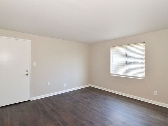 3rd image of 1927 Central Ave APT C13