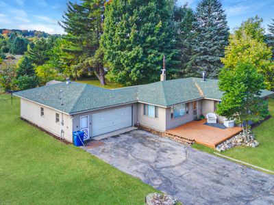 6649 S South Shore Dr, Bear Lake, MI, 49614