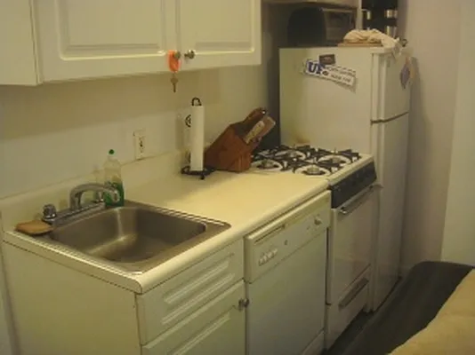 Rented by (Legacy) Metropolitan Property Grp. | media 8