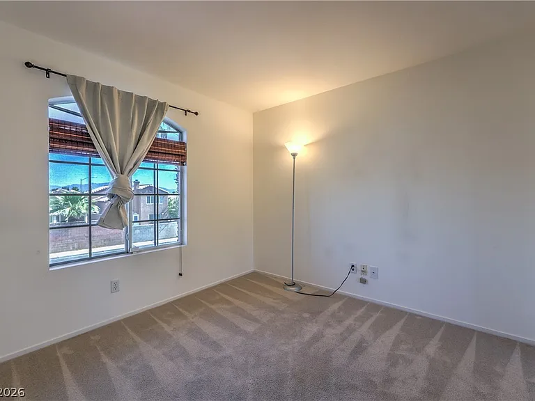 8136 Autumn Star Ave — Photo 13
