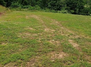 4 State St, Gassaway, WV 26624