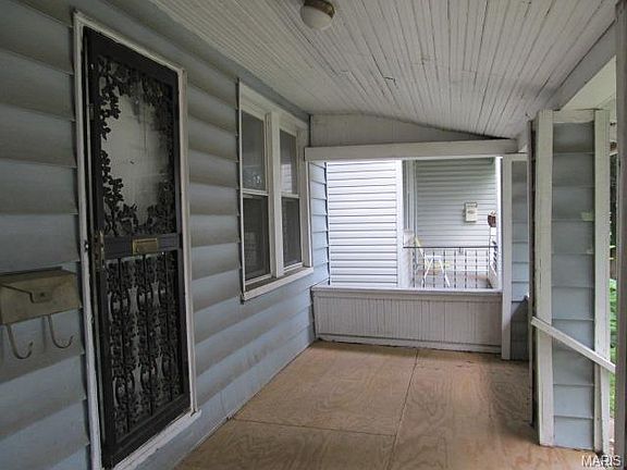 3rd image of 6849 Corbitt Ave