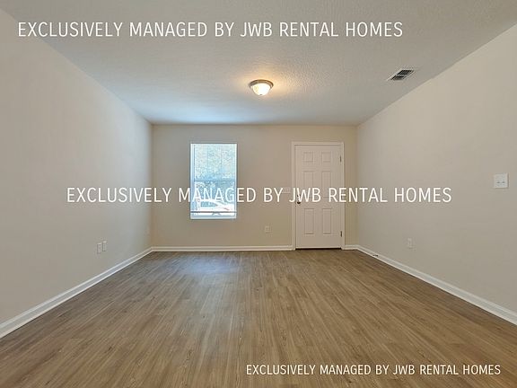 5th image of 2832 W Woodland St