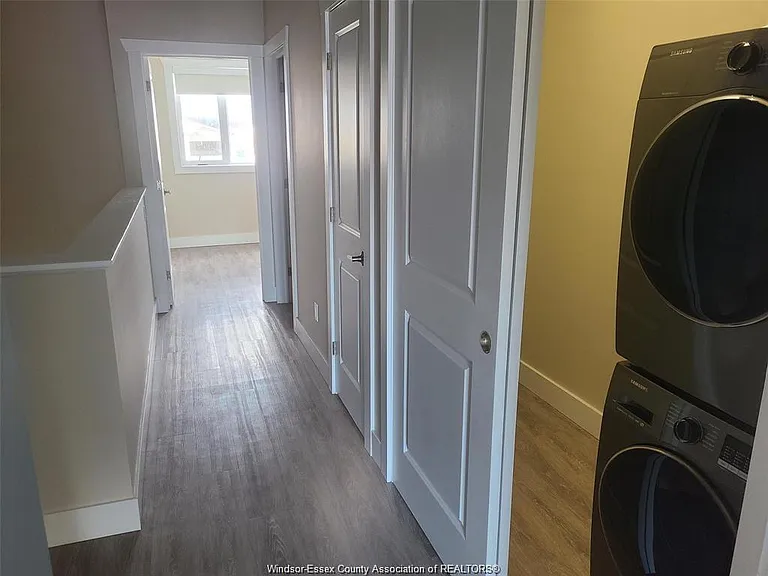 550 Sandison St #23 — Photo 11