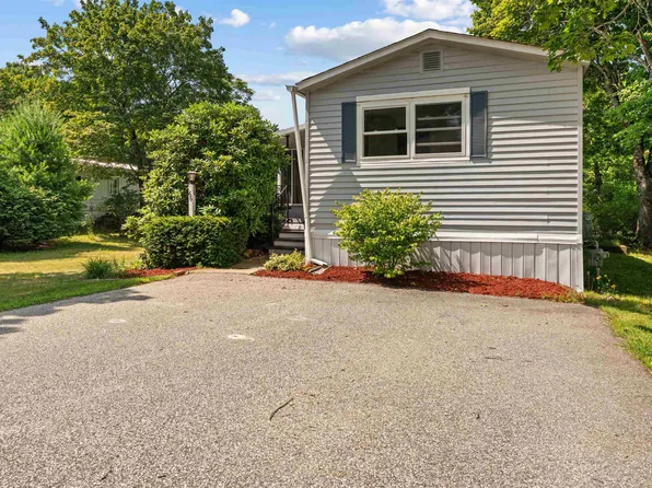 66 Fairfield Drive, Concord, NH 03301