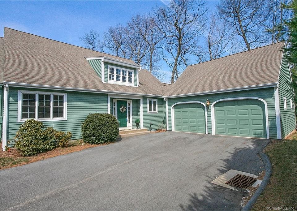 1st image of 147 S Mill Dr