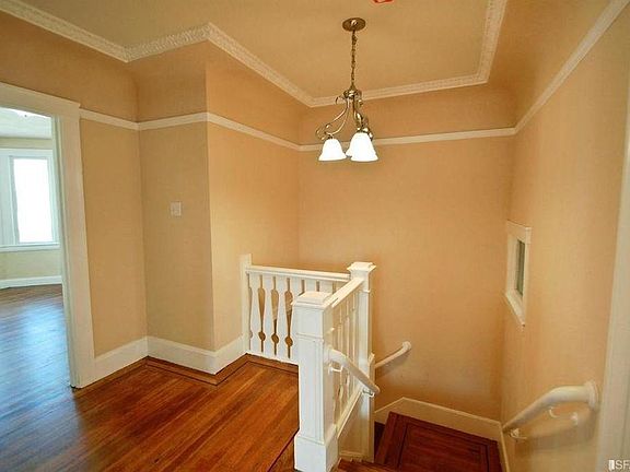 3rd image of 800 Brazil Ave