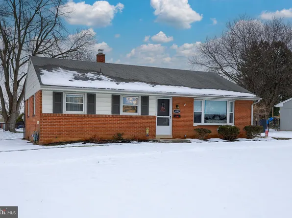 6341 Carpenter St, East Petersburg, PA 17520