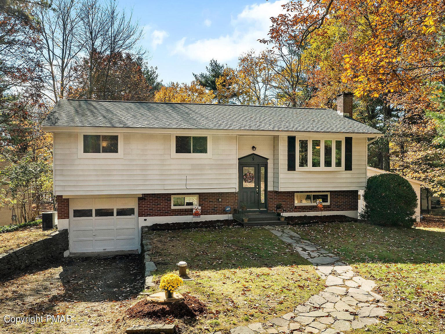 177 Tyrolean Way, Henryville, PA 18332 Zillow