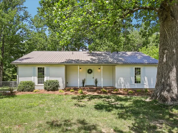 204 Link Rd, Cottontown, TN 37048