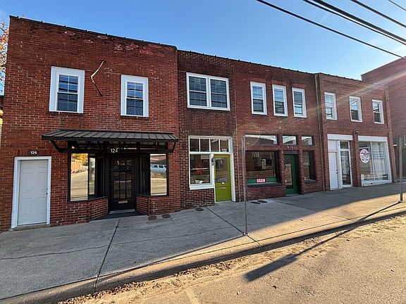 2nd image of 126 E Court St