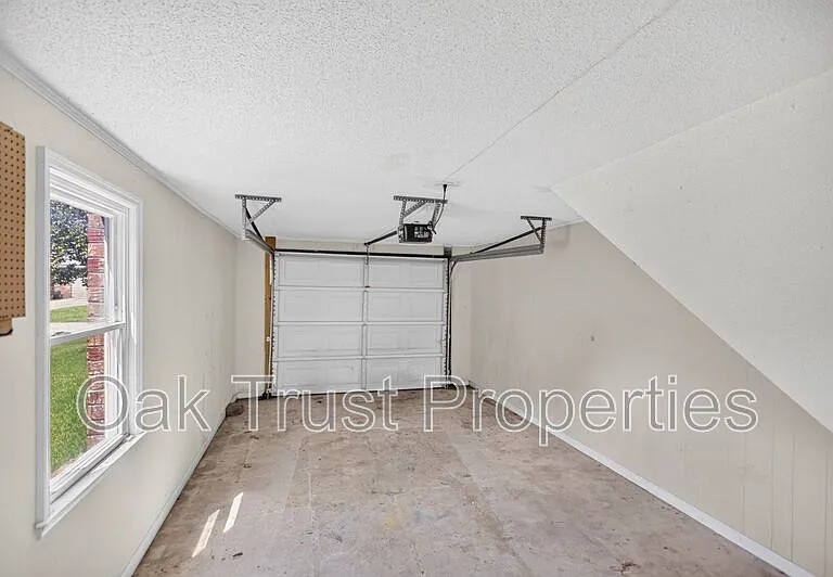 220 Cornell Dr — Photo 24