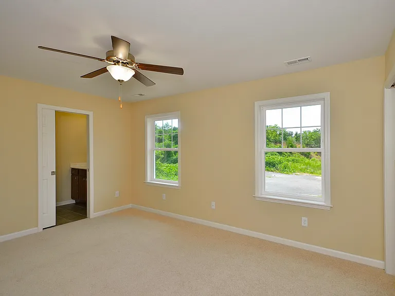 32 Sunny Meadows Blvd — Photo 10
