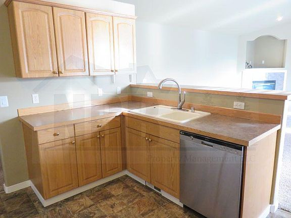 5th image of 19715 84th Ave E