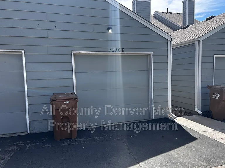 7250 Devinney Ct #E — Photo 12