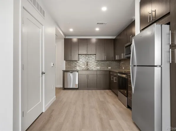 639 29th Street #211, Denver, CO 80205