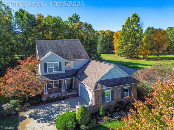 9856 Tioga Trl, Pinckney, MI 48169