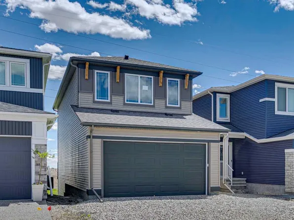 386 W Hotchkiss Mnr SE, Calgary, AB T3S 0J9
