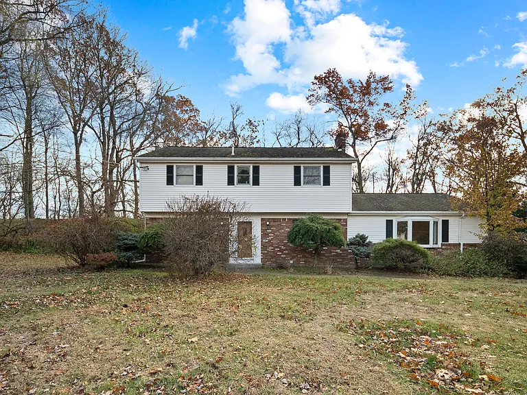 167 Wood Dale Dr — Photo 1