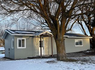 119 S 7th St, Almira, WA 99103