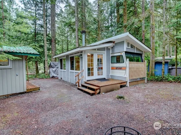 77 2 Wilderness Way, Deming, WA 98244