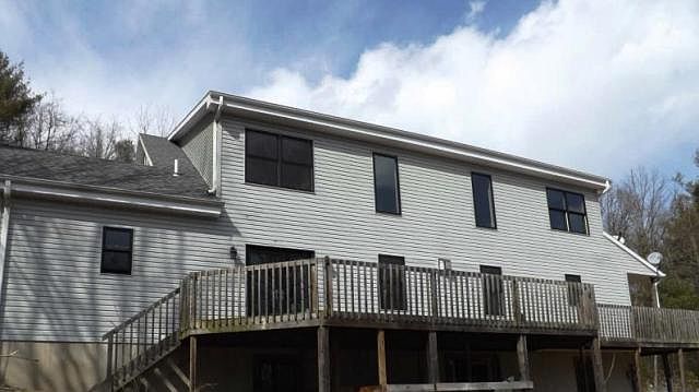 2nd image of 21 Wertmans Hollow Rd