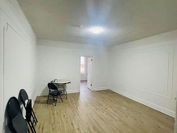 3rd image of 1714 Avenue U #3