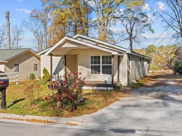 1217 New Doris St, Dalton, GA 30721