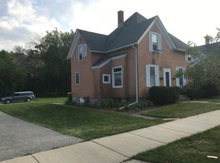 221 W Chestnut St, Port Washington, WI 53074