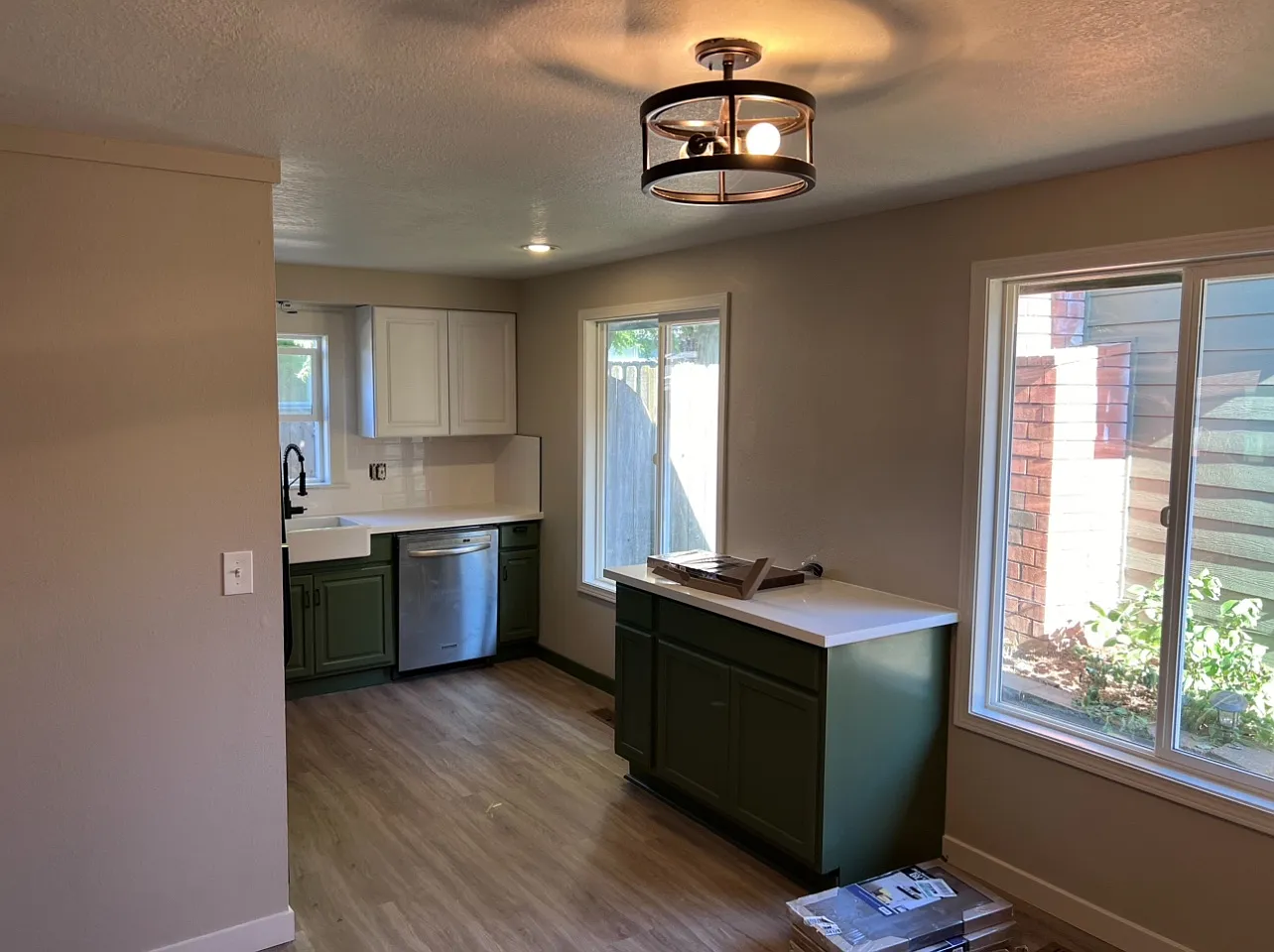1035 Birchwood Dr — Photo 3