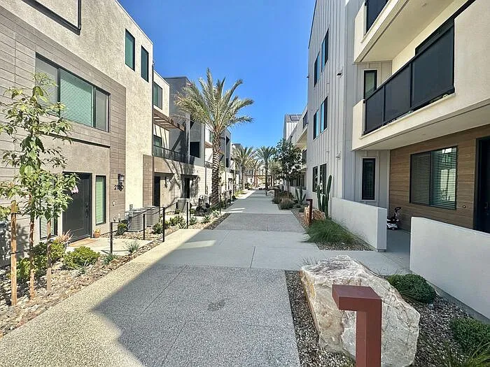 2055 Vela Ln #3220L — Photo 33